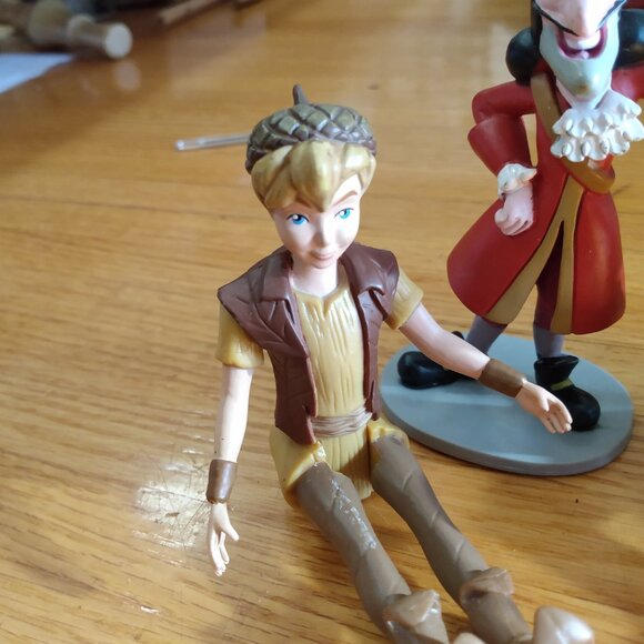 Disney Peter Pan Captain Hook & Lost Boy Action Figures - Picture 6 of 9